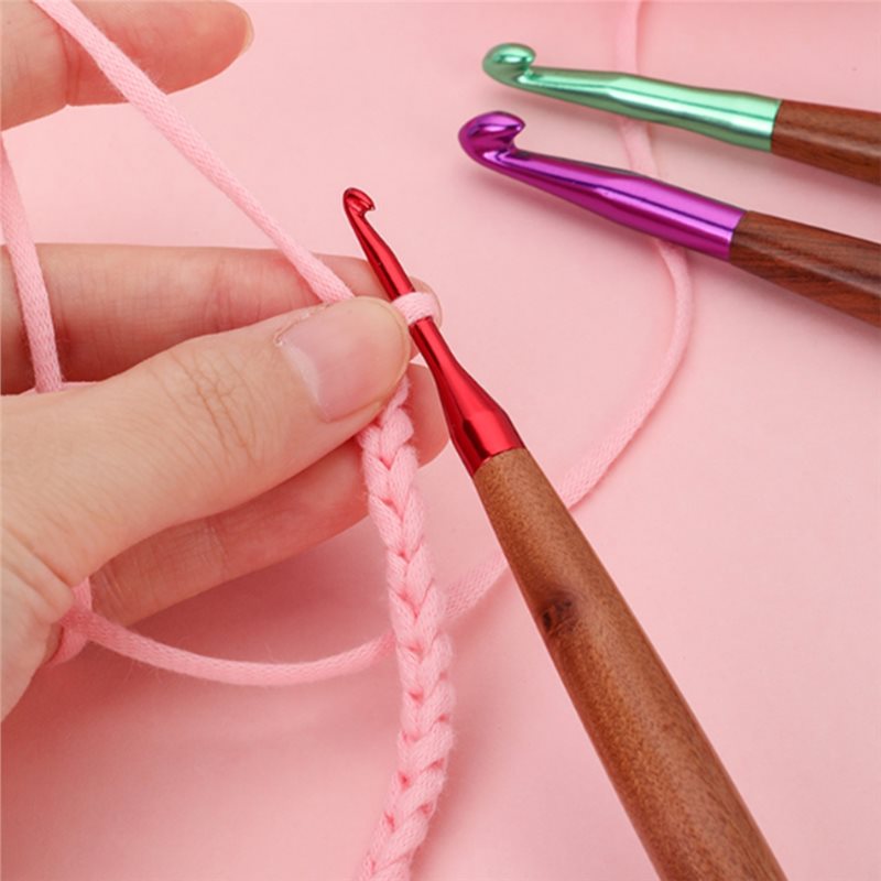 A11E-코바늘 세트, 관절염이 있는 손을 위한 인체공 - Wooden Crochet Hooks Ergonomic Handle 리뷰 및 가격